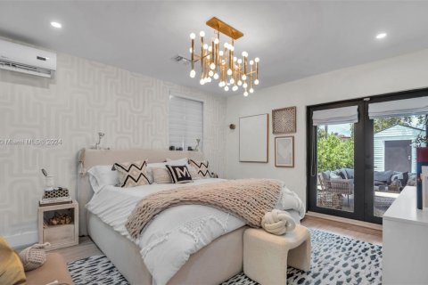 House in Miami, Florida 3 bedrooms, 114.18 sq.m. № 1976190 - photo 27