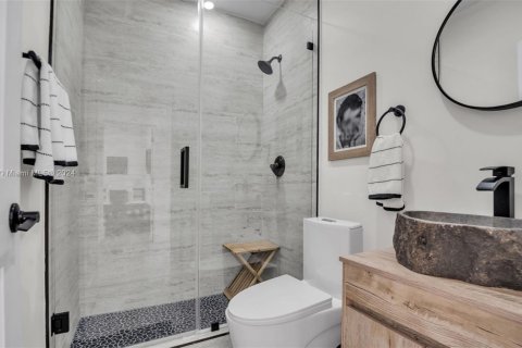 House in Miami, Florida 3 bedrooms, 114.18 sq.m. № 1976190 - photo 18