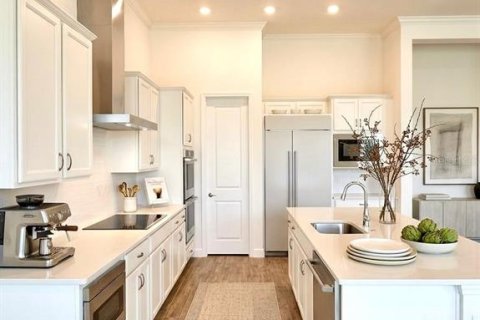 House in Winter Garden, Florida 4 bedrooms, 277.41 sq.m. № 2127879 - photo 7