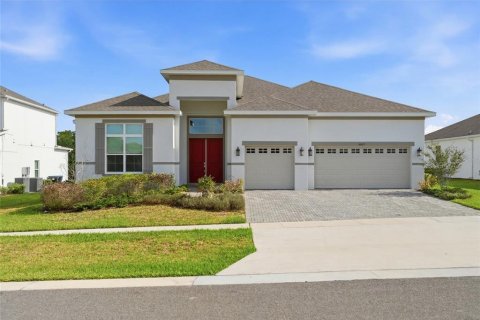House in Winter Garden, Florida 4 bedrooms, 277.41 sq.m. № 2127879
