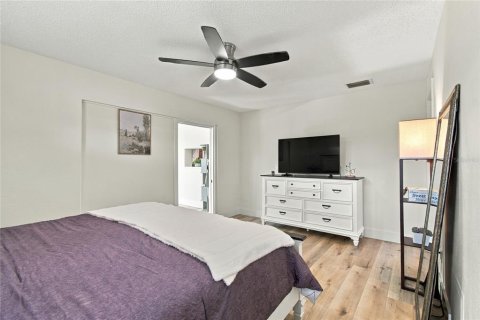 House in Oldsmar, Florida 3 bedrooms, 139.26 sq.m. № 2393936 - photo 21