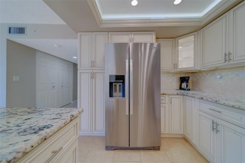 Купить кондоминиум в Клируотер, Флорида 9 комнат, 150.41м2, № 2221781 - фото 19