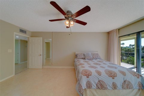 Купить кондоминиум в Клируотер, Флорида 9 комнат, 150.41м2, № 2221781 - фото 25
