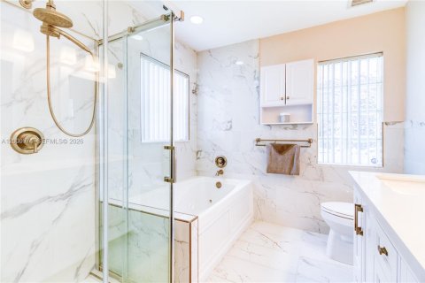 House in Pembroke Pines, Florida 4 bedrooms, 140.28 sq.m. № 2068162 - photo 30