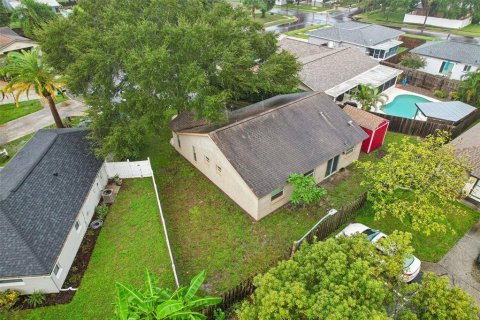 House in Palm Harbor, Florida 3 bedrooms, 102.38 sq.m. № 2410709 - photo 22