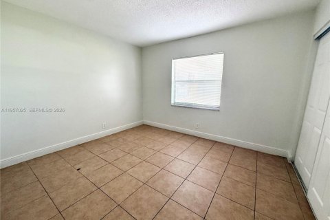Casa en alquiler en Fort Lauderdale, Florida, 2 dormitorios, 92.9 m2 № 2011827 - foto 6