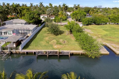 Купить виллу или дом в Майами, Флорида 6 спален, № 2066545 - фото 21