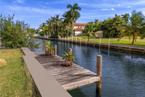 Купить виллу или дом в Майами, Флорида 6 спален, № 2066545 - фото 18