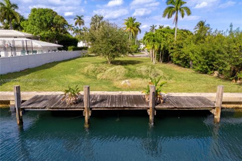 Купить виллу или дом в Майами, Флорида 6 спален, № 2066545 - фото 16