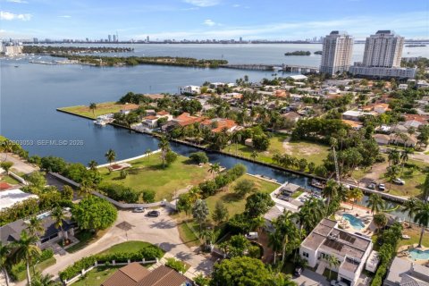 Купить виллу или дом в Майами, Флорида 6 спален, № 2066545 - фото 10