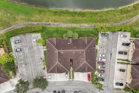 Condominio en venta en Margate, Florida, 3 dormitorios, 112.41 m2 № 2010003 - foto 24