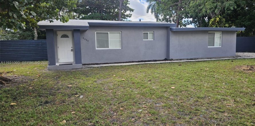 House in Fort Lauderdale, Florida 3 bedrooms, 55.18 sq.m. № 1990085