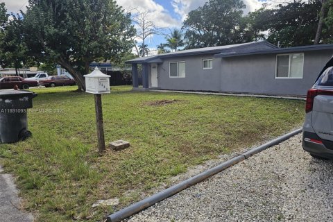 House in Fort Lauderdale, Florida 3 bedrooms, 55.18 sq.m. № 1990085 - photo 5