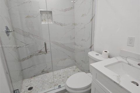 House in Fort Lauderdale, Florida 3 bedrooms, 55.18 sq.m. № 1990085 - photo 23