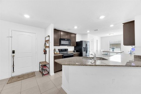 Casa en venta en Brooksville, Florida, 3 dormitorios, 143.63 m2 № 1688187 - foto 6