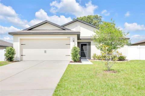 Casa en venta en Brooksville, Florida, 3 dormitorios, 143.63 m2 № 1688187 - foto 1