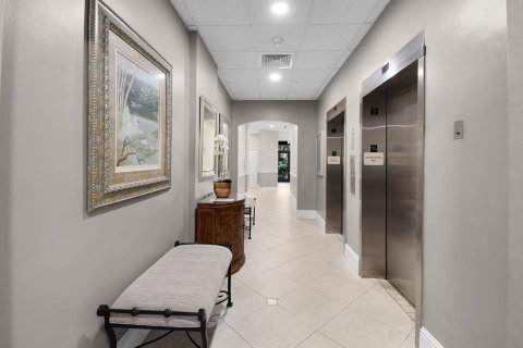 Condo in Hutchinson Island South, Florida, 2 bedrooms  № 2082380 - photo 7