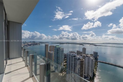 Condo in Miami, Florida, 2 bedrooms  № 2053102 - photo 2