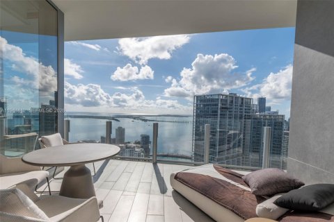 Condo in Miami, Florida, 2 bedrooms  № 2053102 - photo 3