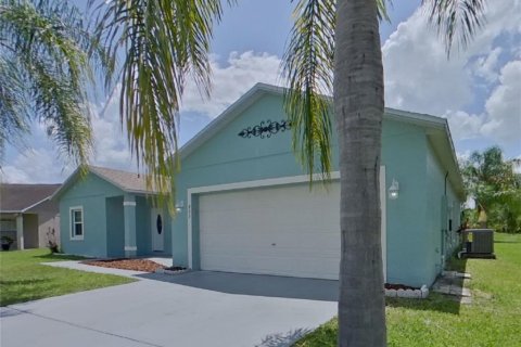 Casa en alquiler en Kissimmee, Florida, 4 dormitorios, 160.81 m2 № 1913004 - foto 1