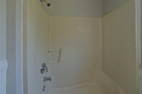 Casa en alquiler en Kissimmee, Florida, 4 dormitorios, 160.81 m2 № 1913004 - foto 15