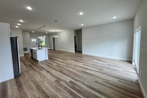 Villa ou maison à louer à Ocala, Floride: 4 chambres, 176.51 m2 № 1850937 - photo 4