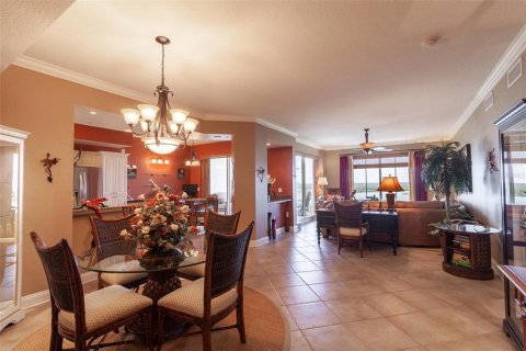 Condo in New Smyrna Beach, Florida, 3 bedrooms  № 1786634 - photo 3