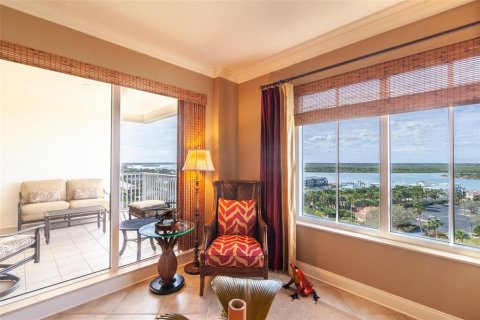 Condo in New Smyrna Beach, Florida, 3 bedrooms  № 1786634 - photo 8