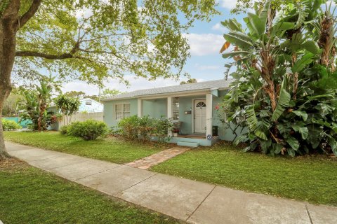 Villa ou maison à West Palm Beach, Floride 3 chambres, 95.88 m2 № 2270463