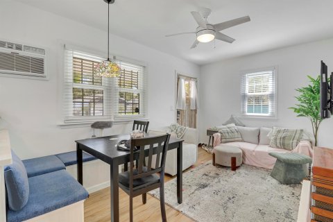 Villa ou maison à vendre à West Palm Beach, Floride: 3 chambres, 95.88 m2 № 2270463 - photo 27