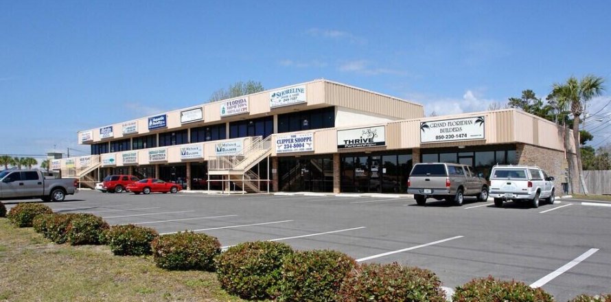 Commercial property in Panama City Beach, Florida № 562614