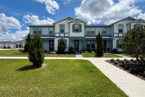 Touwnhouse à Clermont, Floride 4 chambres, 171.22 m2 № 2364941