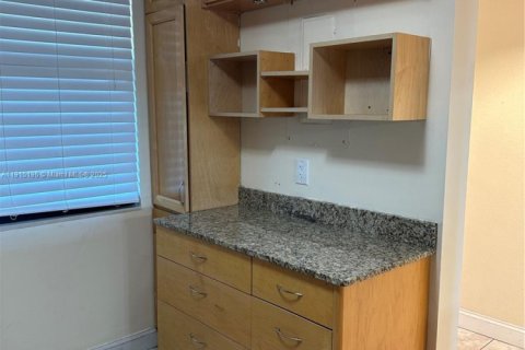 Copropriété à louer à Davie, Floride: 3 chambres, 128.67 m2 № 1974457 - photo 16