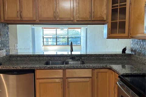 Copropriété à louer à Davie, Floride: 3 chambres, 128.67 m2 № 1974457 - photo 3