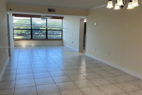 Copropriété à louer à Davie, Floride: 3 chambres, 128.67 m2 № 1974457 - photo 4