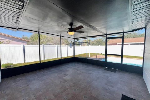 House in Kissimmee, Florida 3 bedrooms, 156.54 sq.m. № 2099726 - photo 22