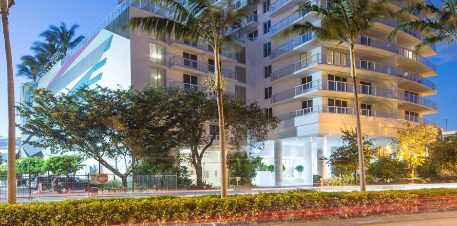 BALTUS HOUSE à Miami, Floride № 60532