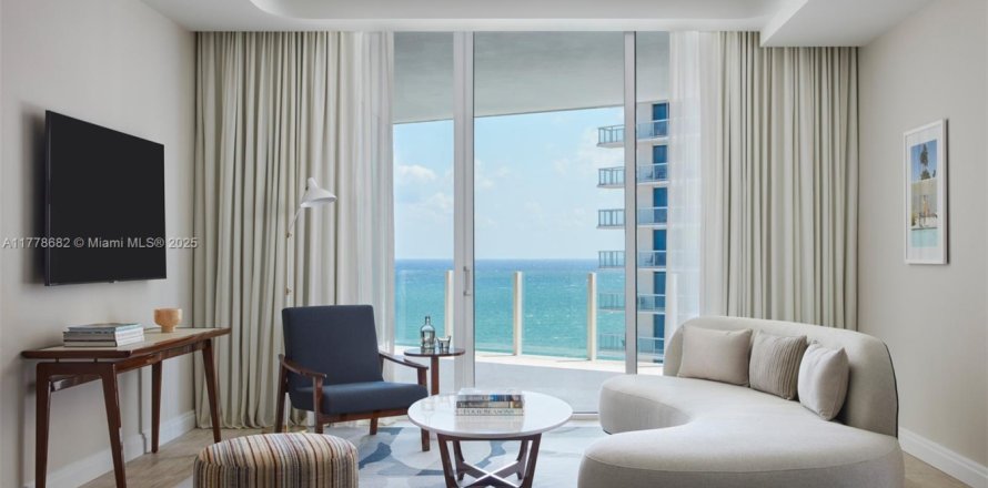 Condominio en Fort Lauderdale, Florida, 3 dormitorios № 1934072