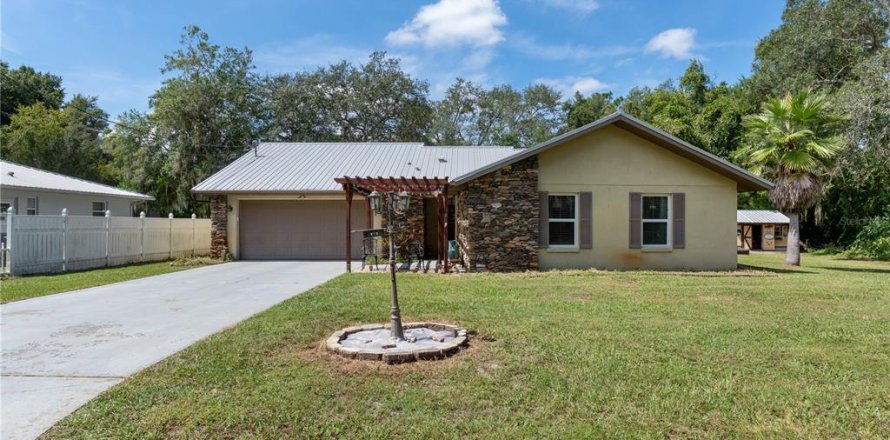 Villa ou maison à Inverness, Floride 3 chambres, 125.05 m2 № 2389442