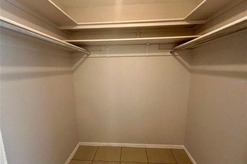 Снять в аренду квартиру в Тарпон-Спрингс, Флорида 1 комната, 98.76м2, № 2237782 - фото 14