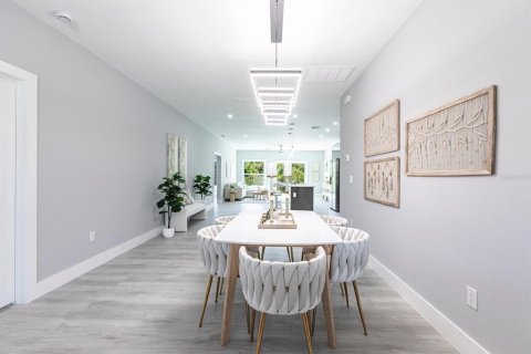 Casa en alquiler en Port Charlotte, Florida, 5 dormitorios, 213.68 m2 № 1824370 - foto 11