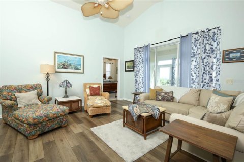 House in Clermont, Florida 2 bedrooms, 143.44 sq.m. № 1795615 - photo 5