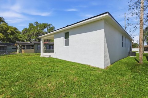 Villa ou maison à vendre à Lakeland, Floride: 3 chambres, 131.83 m2 № 2431875 - photo 8