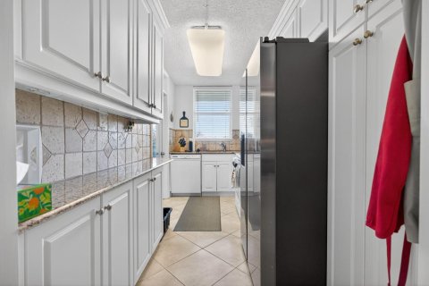 Condominio en venta en North Palm Beach, Florida, 1 dormitorio, 79.43 m2 № 2176684 - foto 23