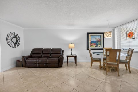 Condominio en venta en North Palm Beach, Florida, 1 dormitorio, 79.43 m2 № 2176684 - foto 16