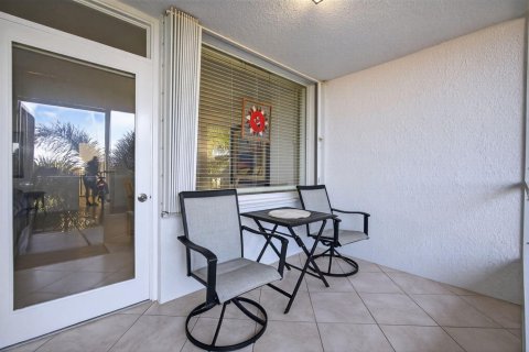 Condominio en venta en North Palm Beach, Florida, 1 dormitorio, 79.43 m2 № 2176684 - foto 6