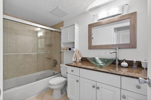 Condominio en venta en North Palm Beach, Florida, 1 dormitorio, 79.43 m2 № 2176684 - foto 11