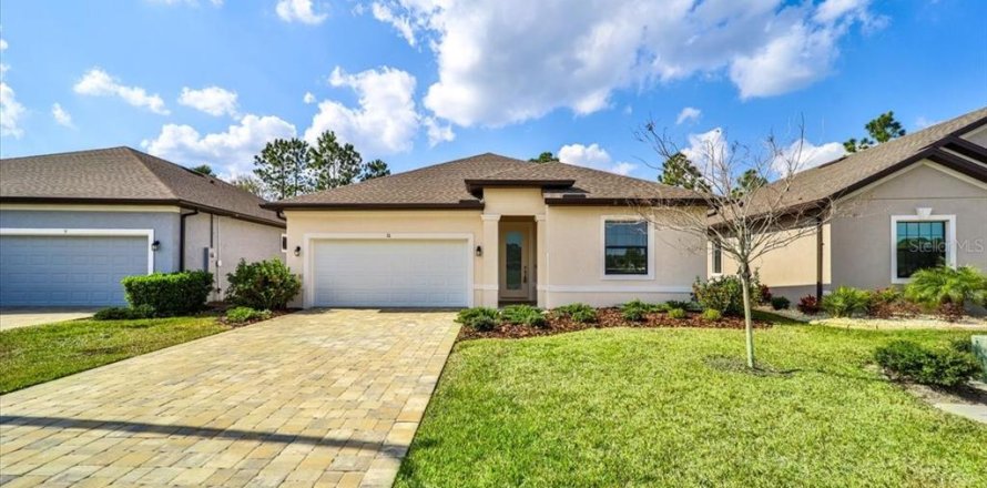 House in Palm Coast, Florida 3 bedrooms, 173.73 sq.m. № 2099222
