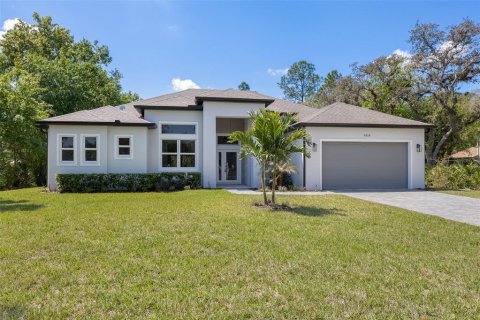 House in Kissimmee, Florida 3 bedrooms, 213.02 sq.m. № 2211328 - photo 2