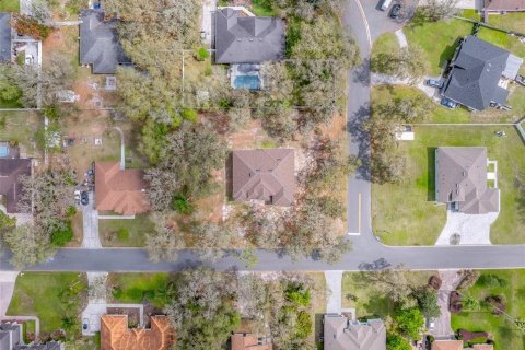 House in Kissimmee, Florida 3 bedrooms, 213.02 sq.m. № 2211328 - photo 30